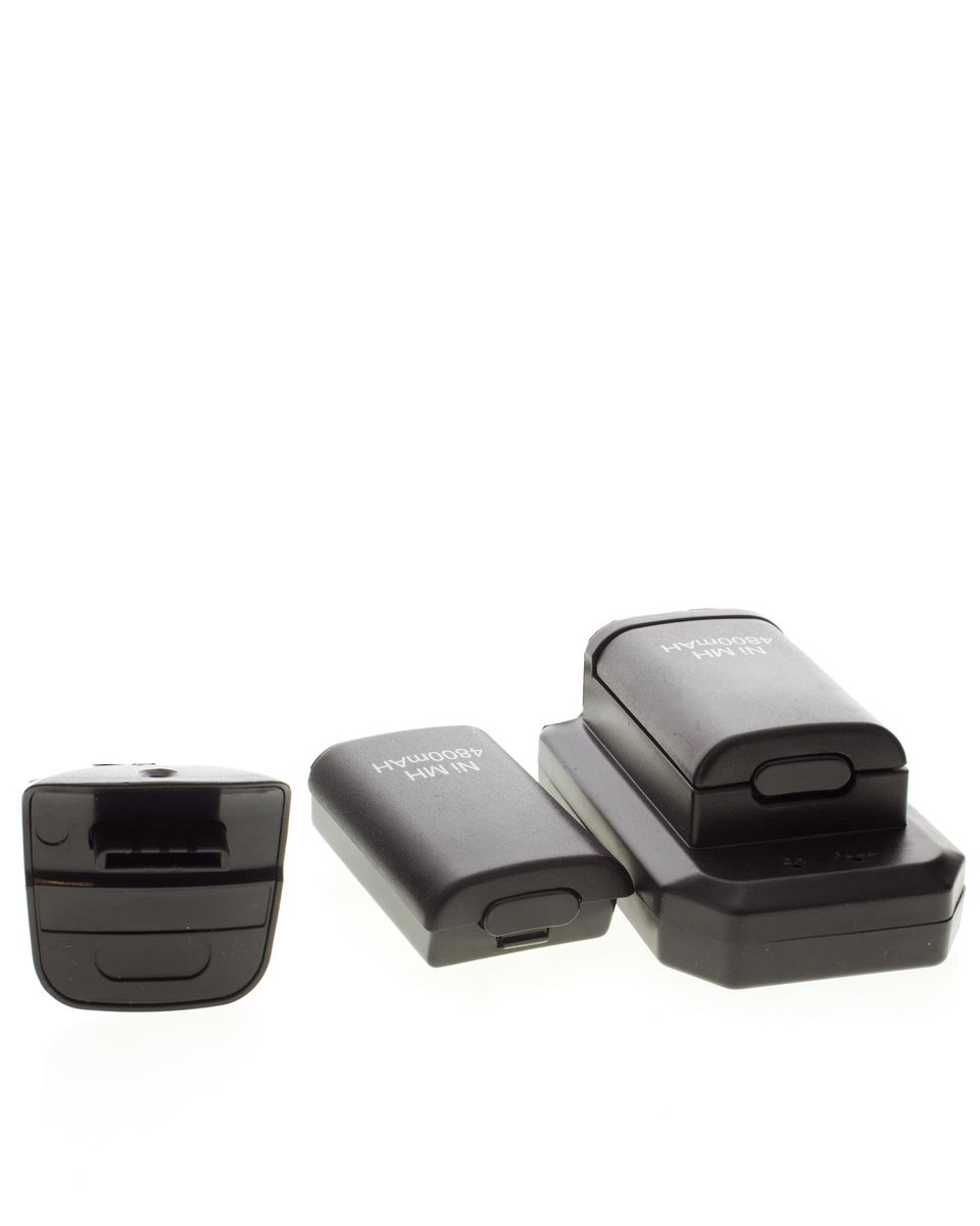 5-in-1 Battery Pack Kit for Xbox 360 Controllers – Black